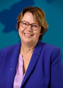 Claudia Rüdell - Bild 2023 anlässlich des Gewerkschaftstages